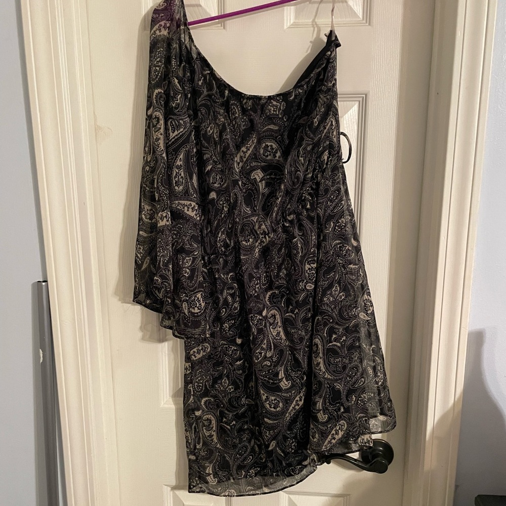 One shoulder dress